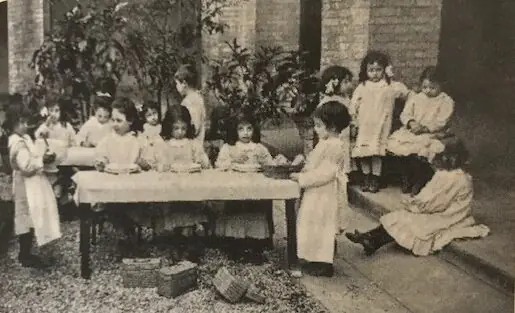 Hora de la comida en Roma (Via Gusti)