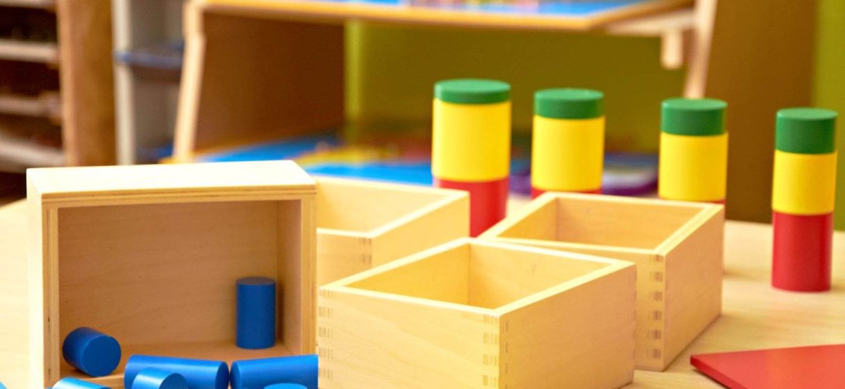 escuela verdaderamente Montessori con materiales originales