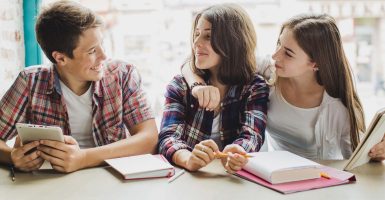 educación montessori y adolescencia