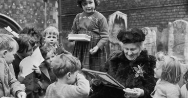 maria montessori educar en la equidad