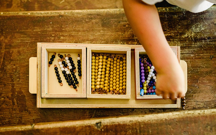 Material del ambiente montessori